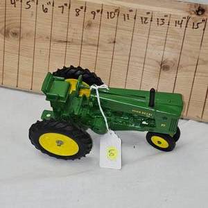 116 John Deere 70