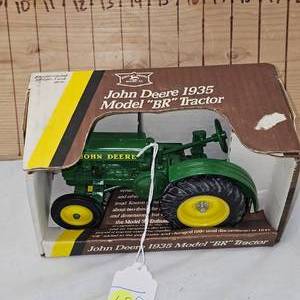 116 John Deere DR Tractor