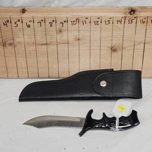 Ducks Unlimited Bowie Knife