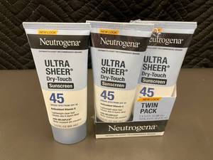 Neutrogena Ultra Sheer Dry-Touch Sunscreen SPF 45 - Twin Pack 2 x 3 oz