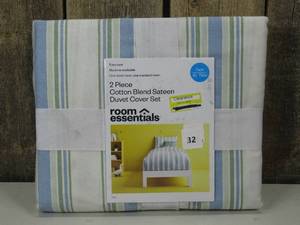 Room Essentials 2 Piece Cotton Blend Sateen Duvet Cover Set TwinTwin XL