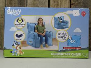 Bluey Kids Compressed Foam Plush Chair Blue