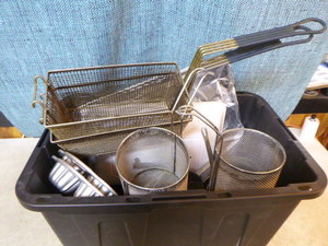 Assorted Kitchen Items