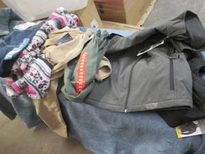 Lot of assorted name brand new clot...