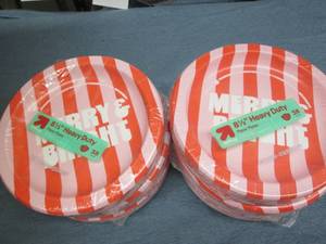 6 38 Count paper plates...