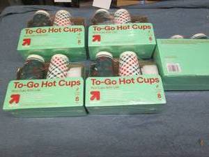 5 8 Packs hot cups with lids...