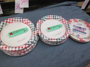 6 Packs of 10 plates...