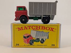 Matchbox GMC Tipper Truck No. 26 - Lesney Die-Cast Toy (Boxed)