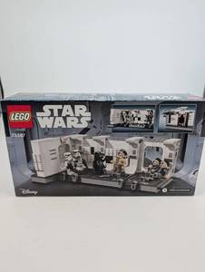 LEGO Star Wars 75387 Boarding the Tantive IV - 502 Pieces
