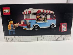 LEGO 40681 Retro Food Truck - Icons Building Set - 310 Pieces