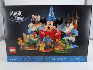 LEGO IDEAS 21352 Magic of Disney - Mickey Sorcerer Statue with Disney Scene 1103 pcs