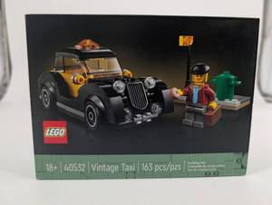 LEGO 40532 Vintage Taxi 163 Pcs
