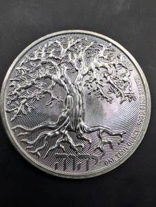 Niue Tree of Life 1 oz Silver Dollar - 2022 QE II Obverse