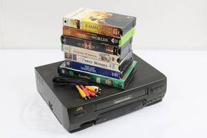 JVC HR-VP450U VHS VCR - 4-Head Hi-Fi with 7 Tapes (120V)