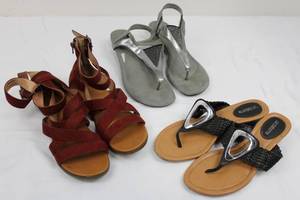 3-Pair Womens Sandals Lot - Size 7 (Liz Claiborne, Red Suede, Gray Metallic)