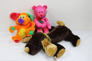 Animal Pals Kuddle Me Toys - 3 Plush Animals (Lot of 3)