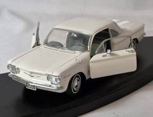 1960 Chevy Corvair Monza 124 Scale - COA -Franklin Mint - in box - Lot 32