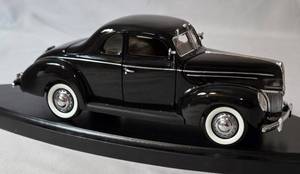 1939 Ford Service Coupe Limited Edition - Danbury Mint -in Box - Lot 33