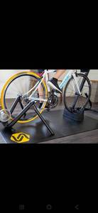 CycleOps indoor bike trainer ( USED)