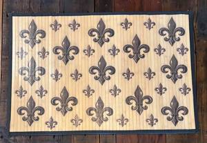 DR - Fleur-de-lis Wooden Floor Mat