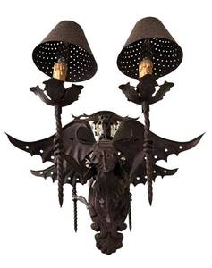 LL - Dramatic Dragon Gothic Dragon Sconce