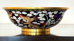 O - Cloisonn Dragon Bowl 8 Dia - Black Enamel with Gold Dragons