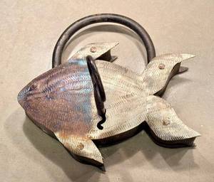 KP - Metal Fish Sculpture Padlock - Working Lock with Skeleton Key