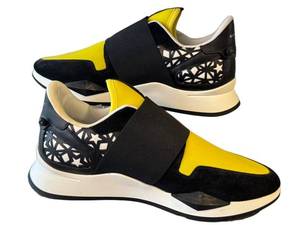 CL - Givenchy Paris Two-Tone Elastic Runner Sneakers - YellowBlack, US 7.5