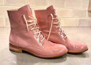CL - FREDA SALVADOR Pink Patent Leather Lace-Up Boots - Made in Spain, Leather Sole