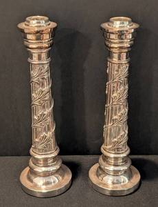 KN - Pair of Vintage Silver-Plated Candleholders