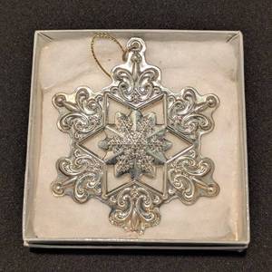 KN - Gorham 2009 Sterling Silver Snowflake Ornament