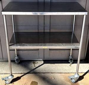 G - Stainless Steel Prep Table 34 X 32.5 X 18 In On Casters, 2 Shelves