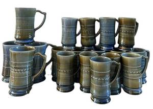 Wade Ireland Shamrock Mugs - Porcelain Steins, 14 Small & 4 Large (Lot of 18)
