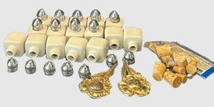 LR - Assorted Vintage Salt and Pepper Shaker Sets