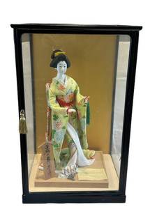 LR - Ohgi-No-Mai Geisha Doll - Kyugetsu Co., Ltd. in Glass Display Cabinet (11 x 13 x 21 in)