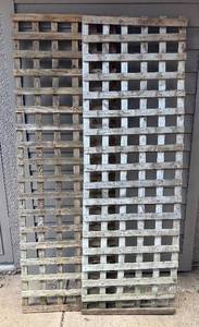 BY - Two Lattice Panels