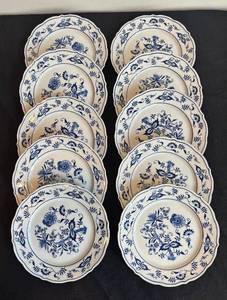 DR - Set of 12 Vintage Blue Danube Plates