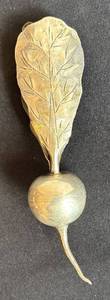 DR - 800 Italian Sterling Silver Radish Table Ornament
