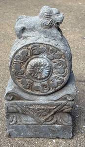 BY - Foo Dog Guardian Statue - Cement Chinese Lion