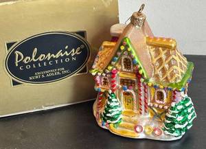 DR - Komozja Polonaise Collection Gingerbread House Ornament