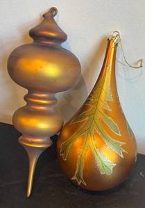 DR - Two Pretty Gold-Tone Christmas Ornaments