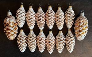 K - Blown Glass Pine Cone Ornaments - Snowy White & Gold, 14 Pieces