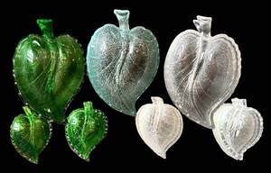 LR - Leaf-Shaped Glass Serving Dishes - 7-Piece Set (4 Large, 3 Small) Green & Frosted Clear