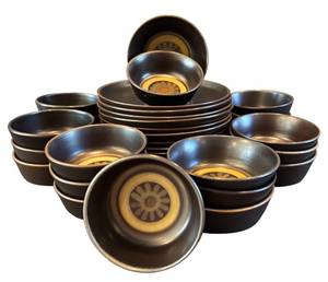DR - Denby Arabesque  Vintage Dinnerware - 12 Plates, 10 Bowls & 11 Small Bowls (Made in England)