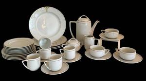 UL - Rosenthal Classic Rose China - Partial Teaset