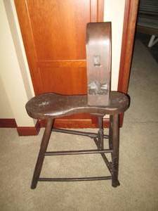 Foot closing clamp with bench to si...