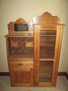 Secretary  display hutch approx 3....