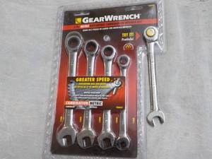 Gear Wrench 5 pc Metric Ratcheting ...