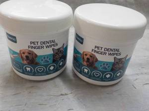2 Owerici Pet Dental Finger Wipers...