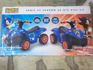 Sonic the Hedgehog 6V Ride-On...